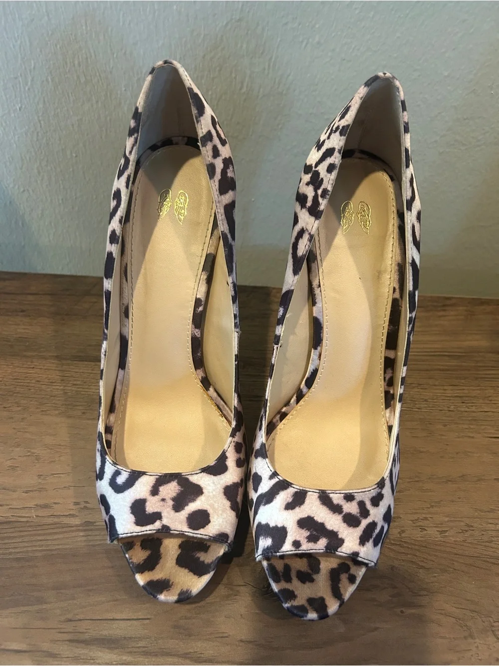 Victoria's Secret Leopard Print Peep-Toe Platform Pumps - Nude/Black